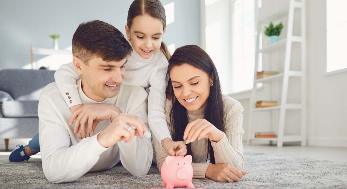 familia-educacion-financiera.jpg